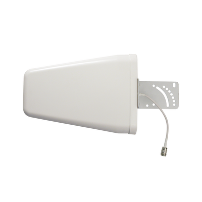 [314-411] Antena Direccional de Banda Ancha de Alto Desempeño, 698-960 MHz / 1695-2700 MHz, conector N hembra. 50 Ohm de impedancia.