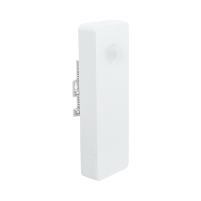 [FORCE-130] Suscriptor ePMP Force 130 MIMO 2x2 / 28 dBm de potencia / Mejor desempeño en zonas altamente ruidosas / 5150-5970 MHz / Distancia de 3 km en PTMP / Antena integrada de 14 dBi (C050900C505A)
